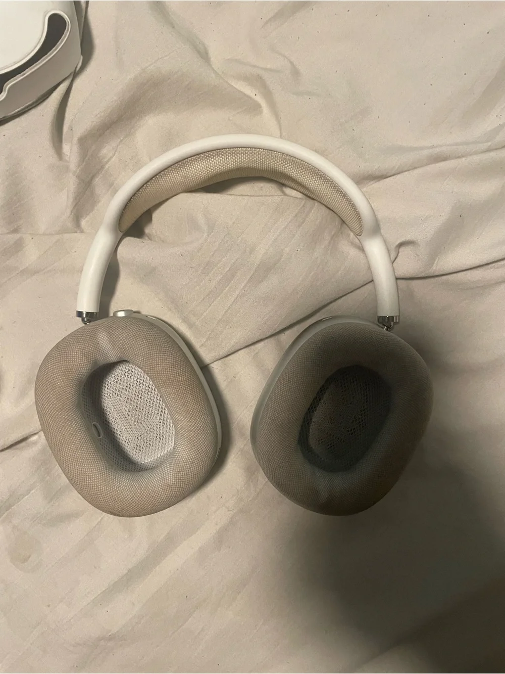 Apple AirPod pro max silver